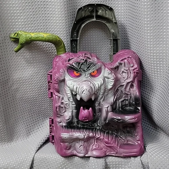 Vintage 1980's MOTU Master's Of The Universe Snake Mountain Play Structure - Picture 1 of 6